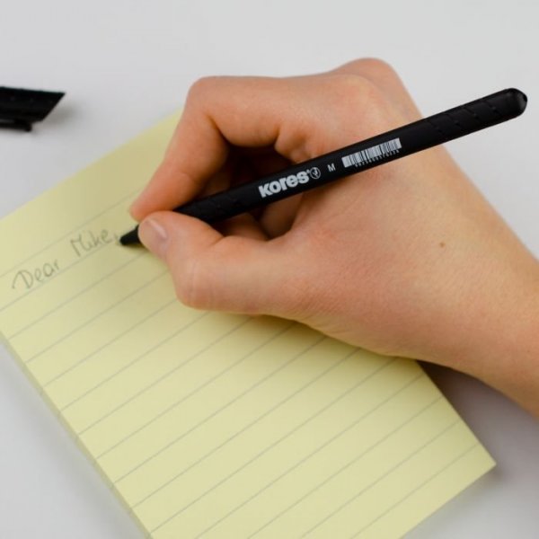 K0 Pen, soft povrch, trojhranné tělo, extra jemný inkoust, šíře M-1 mm, černá