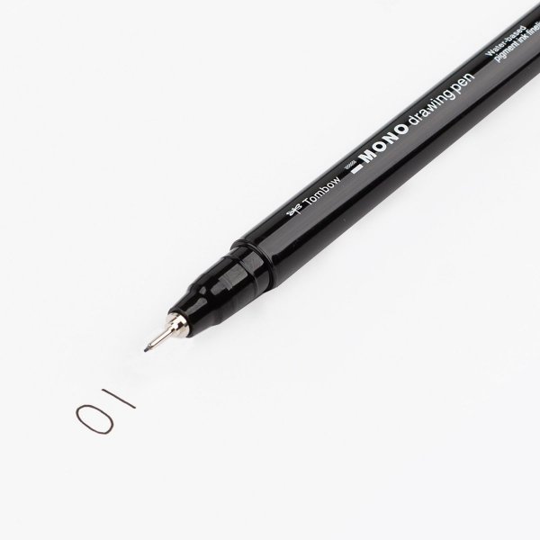 Tombow Cienkopis MONO drawing pen, szerokość linii pisania: 01 (około 0,25 mm), czarny, luzem